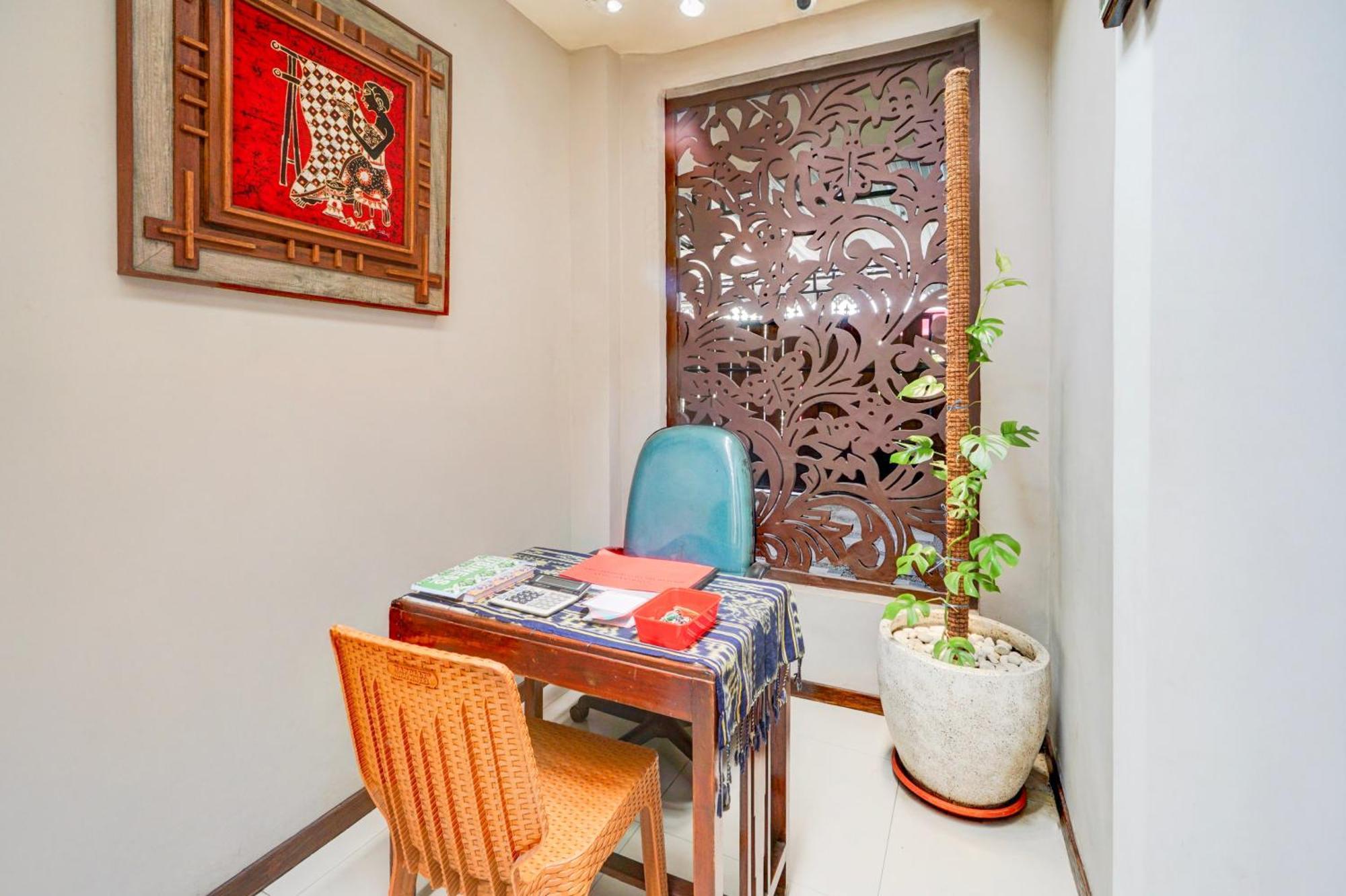 Hotel Oyo 94528 Sidomulyo Heritage